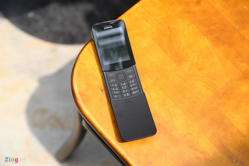 Trải nghiệm nhanh quả chuối Nokia 8110 vừa về VN